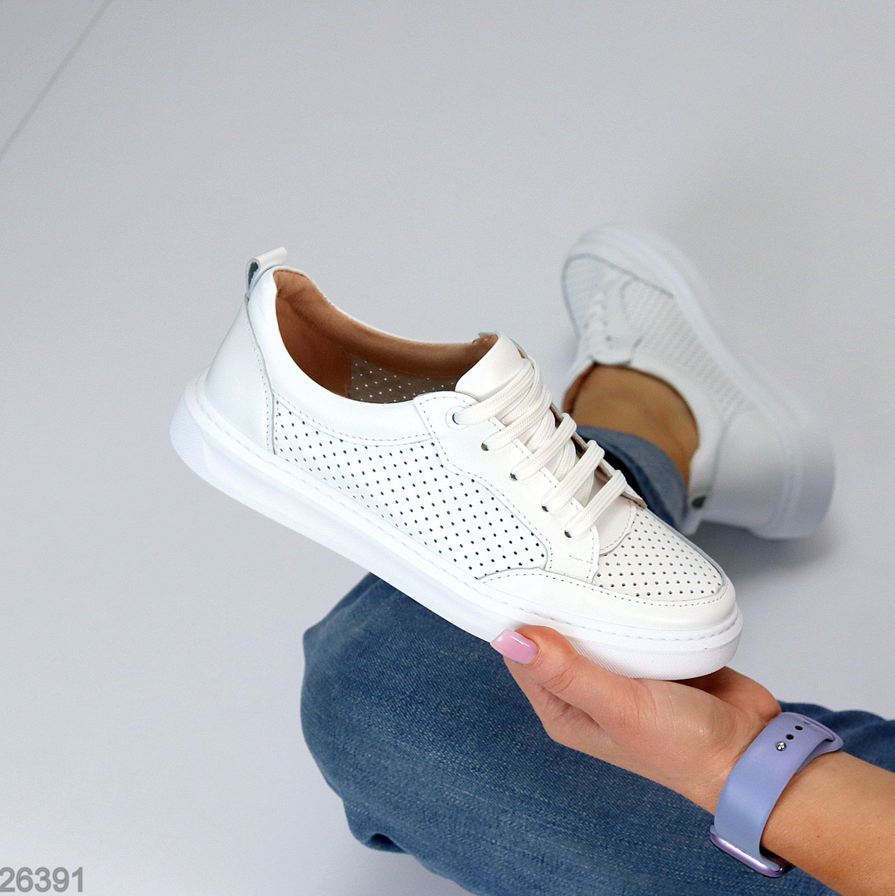 Базові шкіряні білі прошиті кеди з перфорацією весна-літо, фото 1