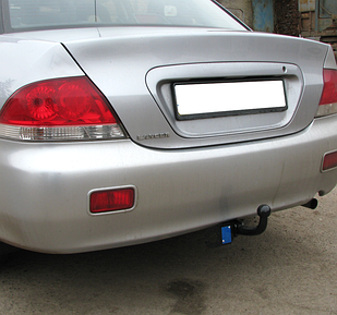 Фаркоп Mitsubishi Lancer 9 (з 2002--) Седан \ Універсал