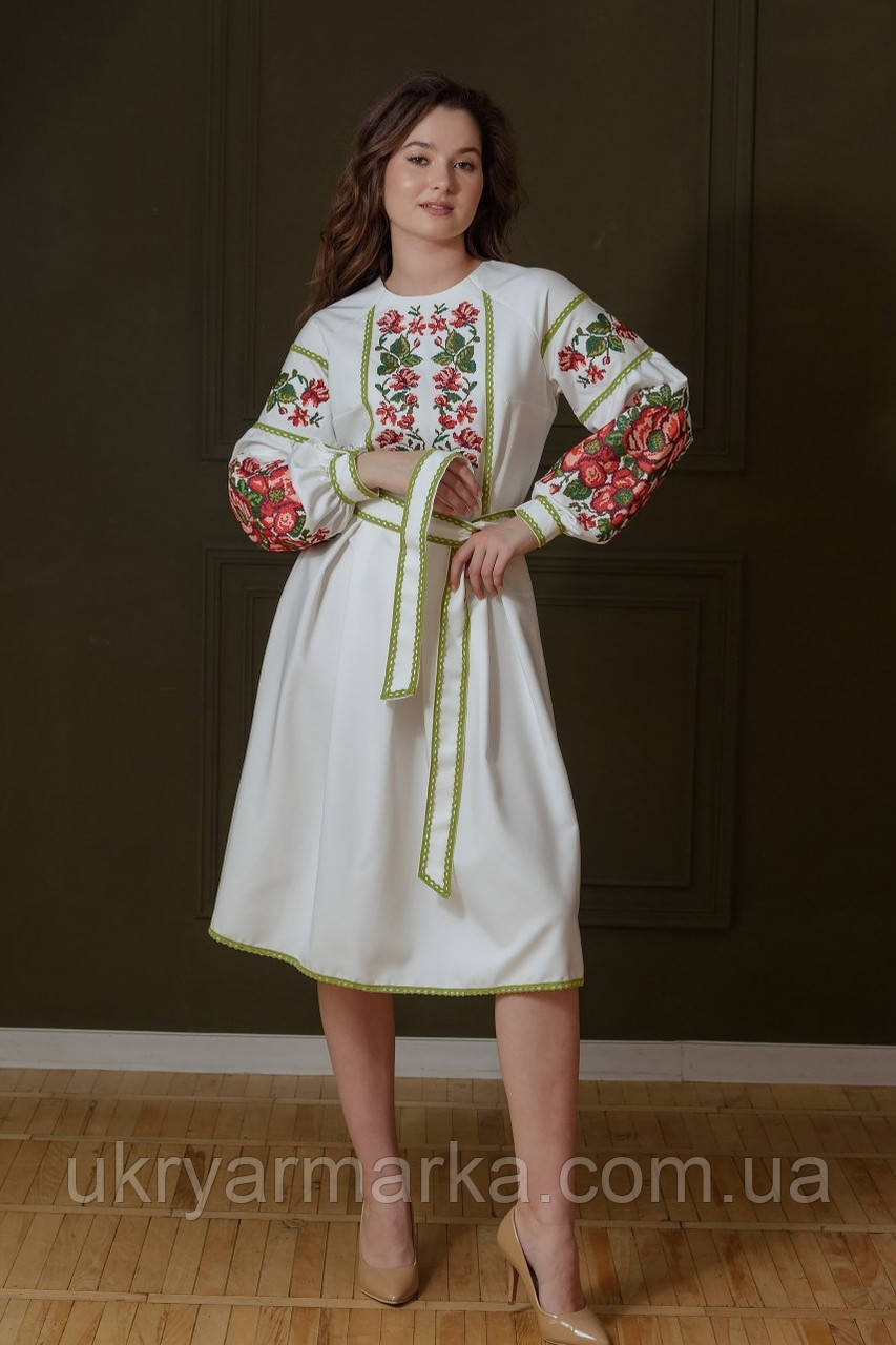 сукня вишиванка червоні рожеві квіти українська вишивка