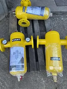 Сепаратор повітря і 2 сепаратори шламу з магнітом  1