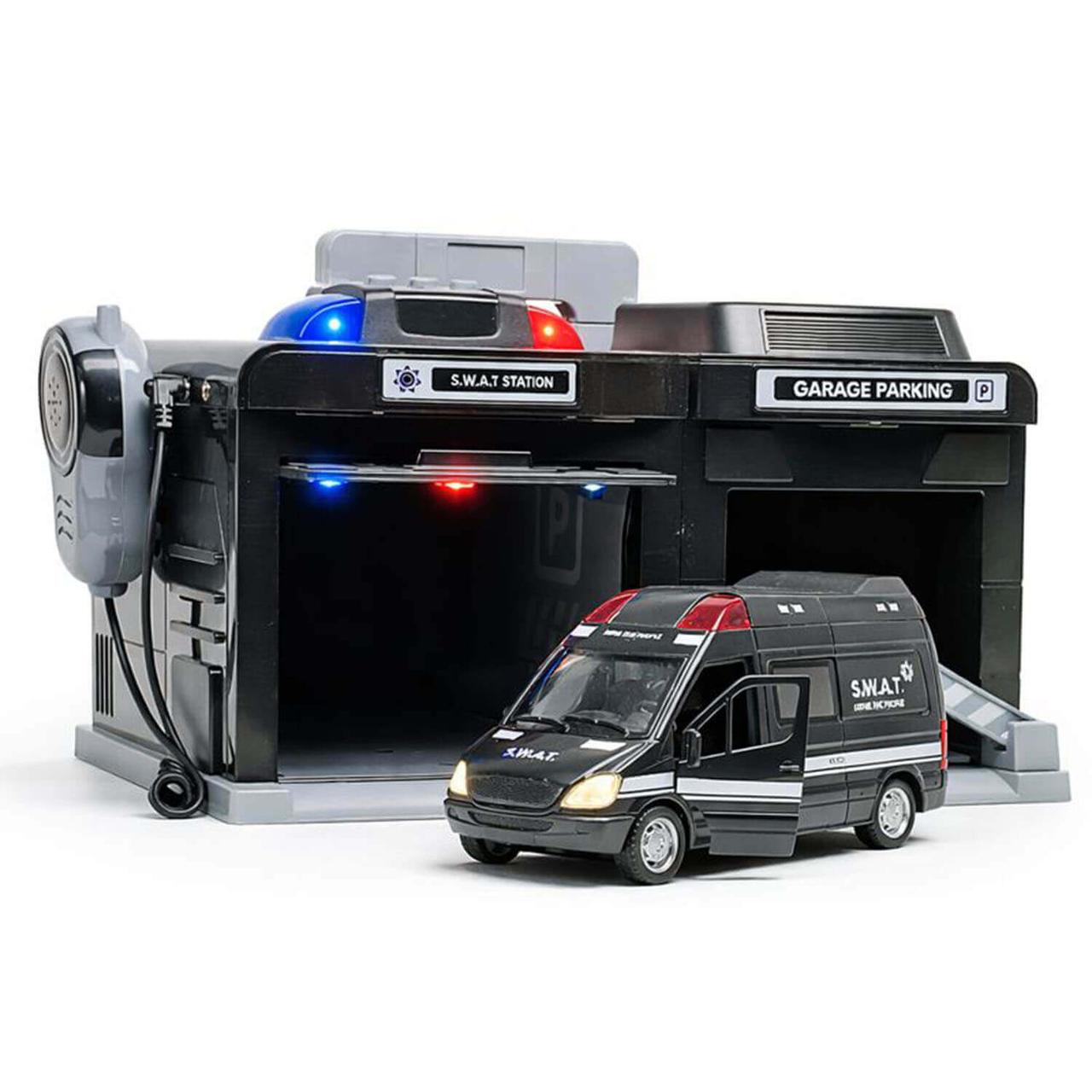 Ігровий набір Гараж S.W.A.T CLM-558 з машинкою — світло, звук, рація, металеве авто 16 см, сирена, відкривні двері, фото 1