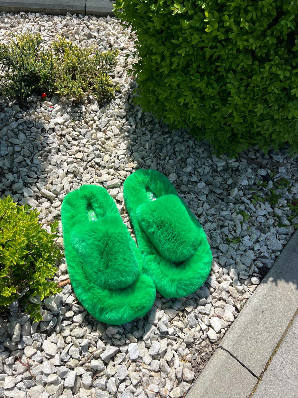 Теплі пухнасті жіночі хутряні кімнатні капці Motivo