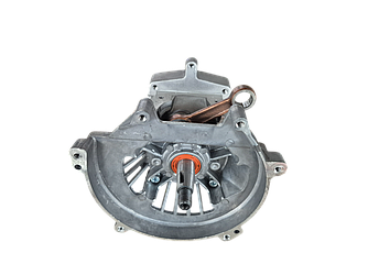 Картер з колінвалом мотора 6300 (бур)