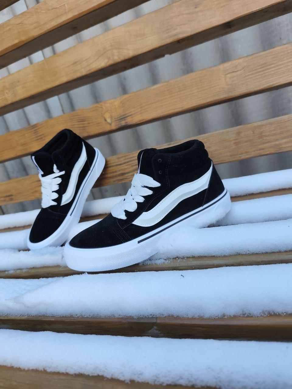 Кеди ВИСОКІ кросівки Ванси VANS Чорно-білі на високій підошві утеплені на хутрі зі шнурками осінь зима