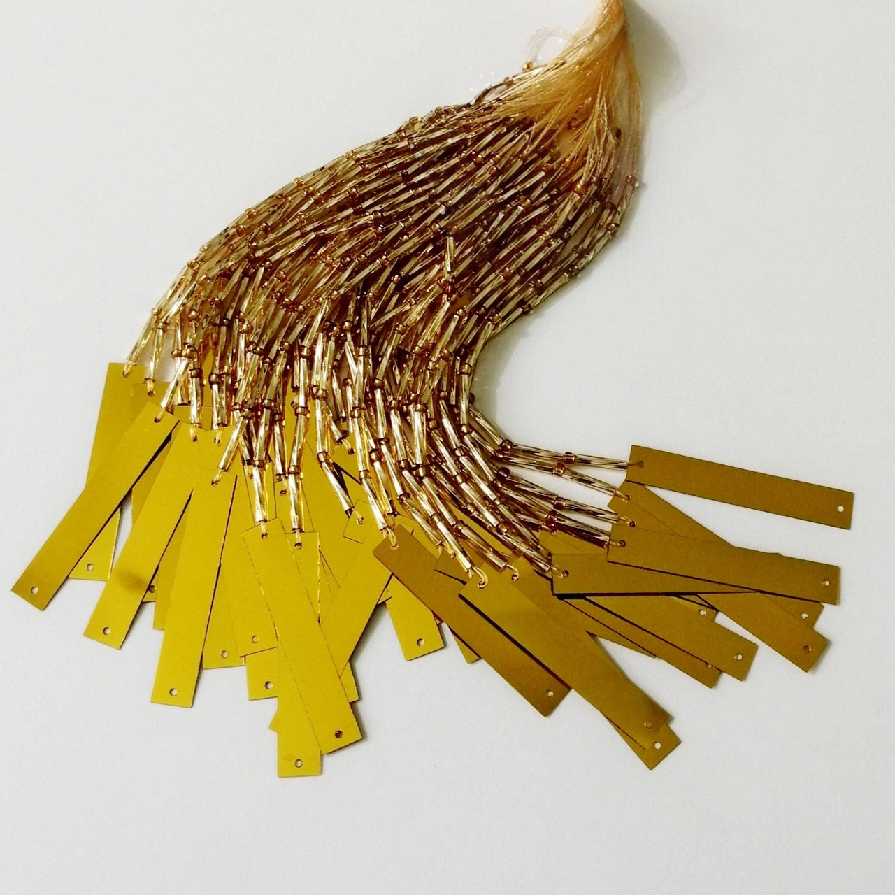 Стеклярусні нитки з прямокутною паєткою, колір Gold, довжина 10 см (10штук)