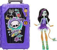 Лялька Монстер Хай Джинафайр Лонг Monster High Destination: Gore-geous Oasis with Suitcase Mattel JDR52