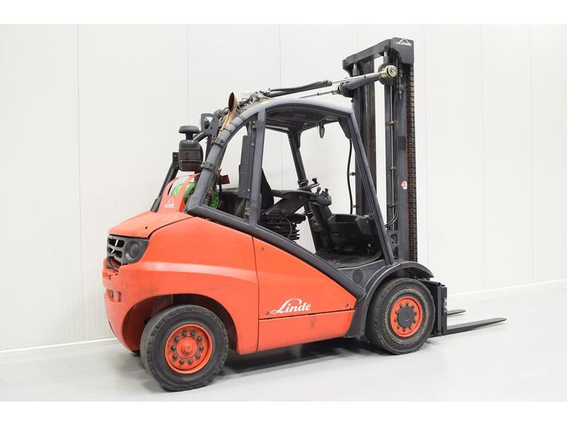 Продам газовий завантажувач Linde 50 T
