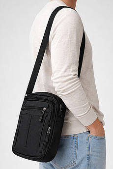 Сумка чоловіча через плече текстиль чорного кольору 210092M