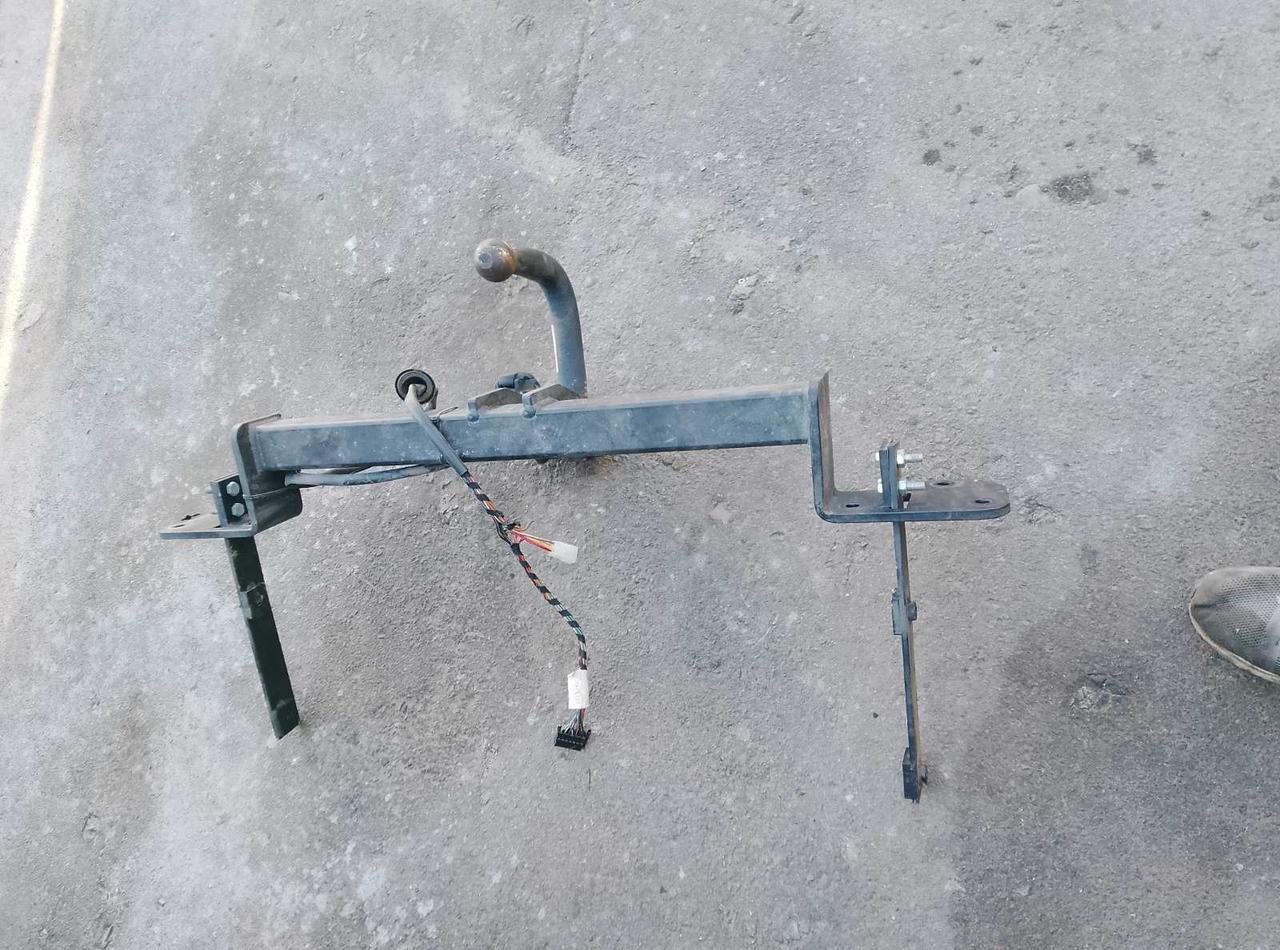 Вітаю зацікавлених на авто розборці Чемпіон !!!<br />
 Предметом оголошення є&nbsp;Фаркоп Mercedes A Klass W169 2004 - 2014<br />
 Фактичний стан на фото. Гарантія 14 днів на встановлення та перевірку<br />
 Висилаємо по всій Україні по передоплаті на транспортні витрати!<br />
 Наявність та асортимент на складі постійно змінюються.<br />
 Точні деталі уточняйте по телефону +380973363743 — фото 3