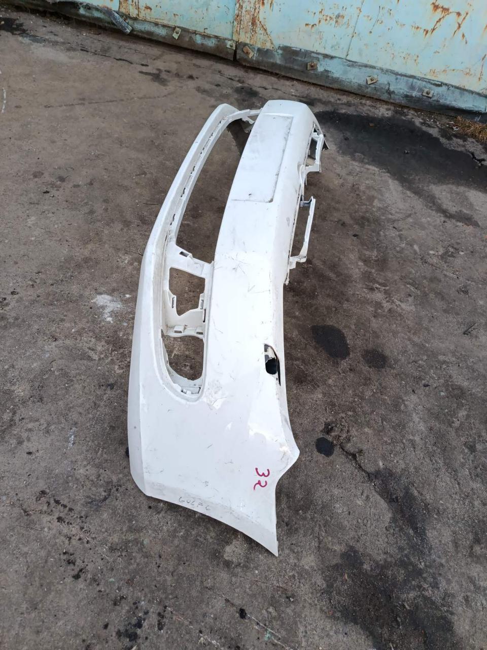 Вітаю зацікавлених на авто розборці Чемпіон !!!<br />
 Предметом оголошення є&nbsp;Бампер Передній Volkswagen Golf 6 2008-2014 5K0807221<br />
 Фактичний стан на фото. Гарантія 14 днів на встановлення та перевірку<br />
 Висилаємо по всій Україні по передоплаті на транспортні витрати!<br />
 Наявність та асортимент на складі постійно змінюються.<br />
 Точні деталі уточняйте по телефону +380973363743 — фото 3