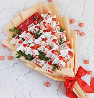 Букет з цукерок Raffaello №1