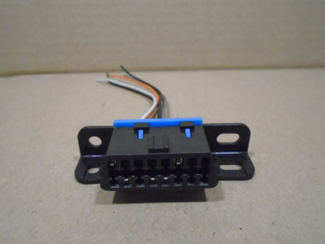 Разъем диагностики автомобиля OBD-2 (ID#497194040), цена: 55 ₴, купить ...