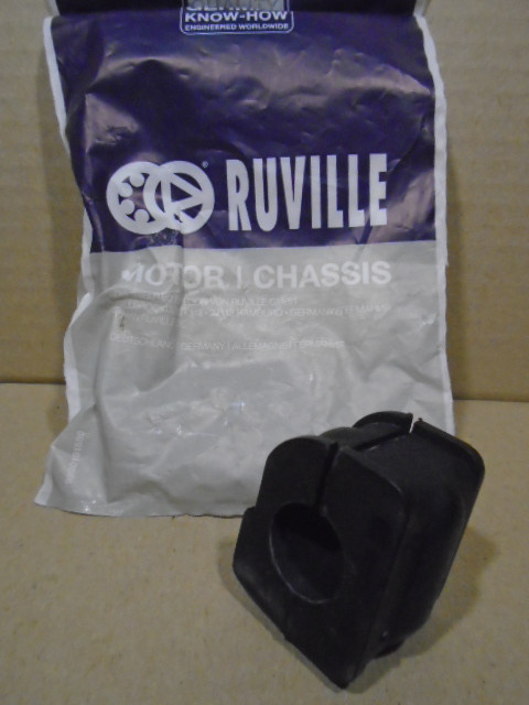 Втулка стабілізатора Passat B3/4 передня права Ruville, фото 1