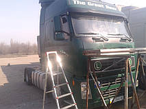 Замена лобового стекла Volvo FH 12