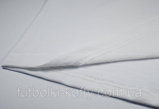 Белая мужская футболка с длинным рукавом Белая мужская футболка с длинным рукавом