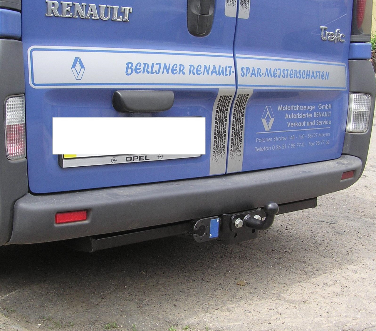 Фаркоп на Renault Trafic (2001-2014) Рено Трфаик