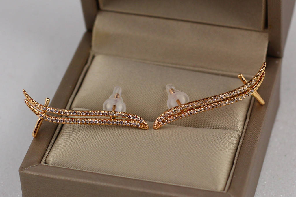 

Серьги каффы Xuping Jewelry бровки с двумя дорожками 3,5 см золотистые