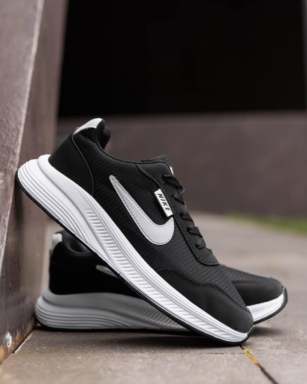 Nike Racer Black White ND 40