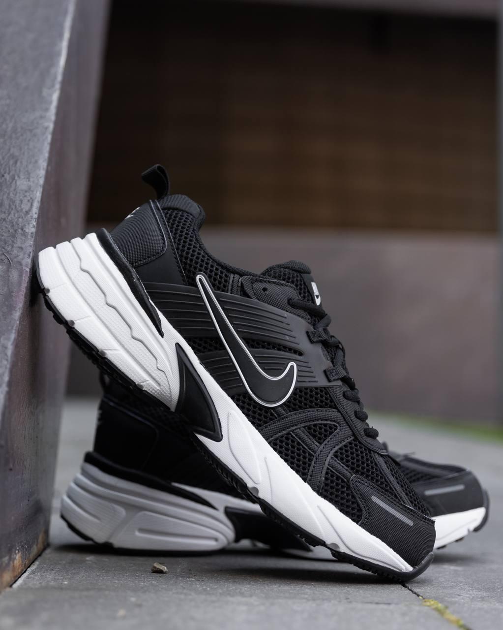 Nike V2K Runtekk Black White