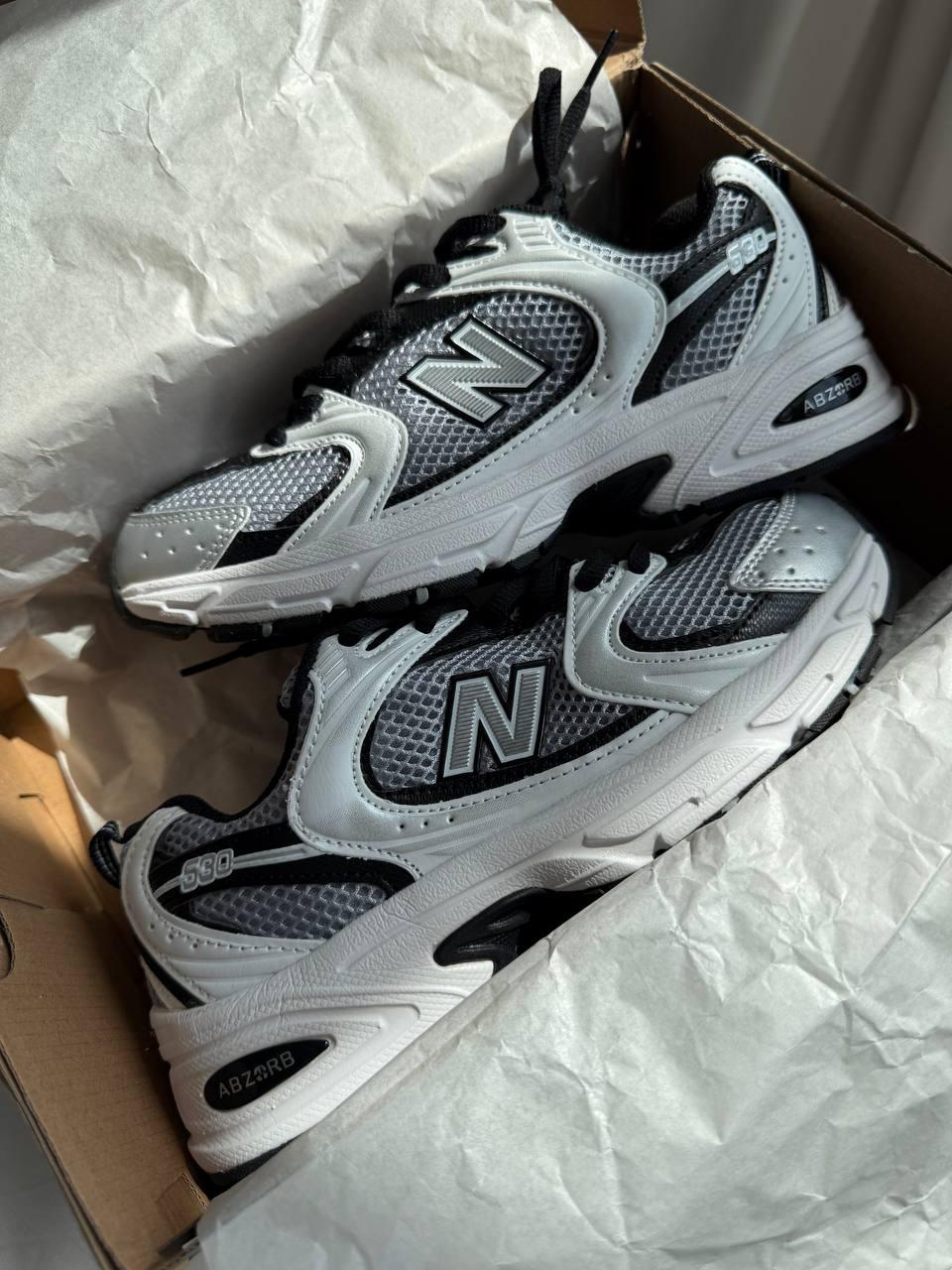 New Balance 530 White Black Premium 37