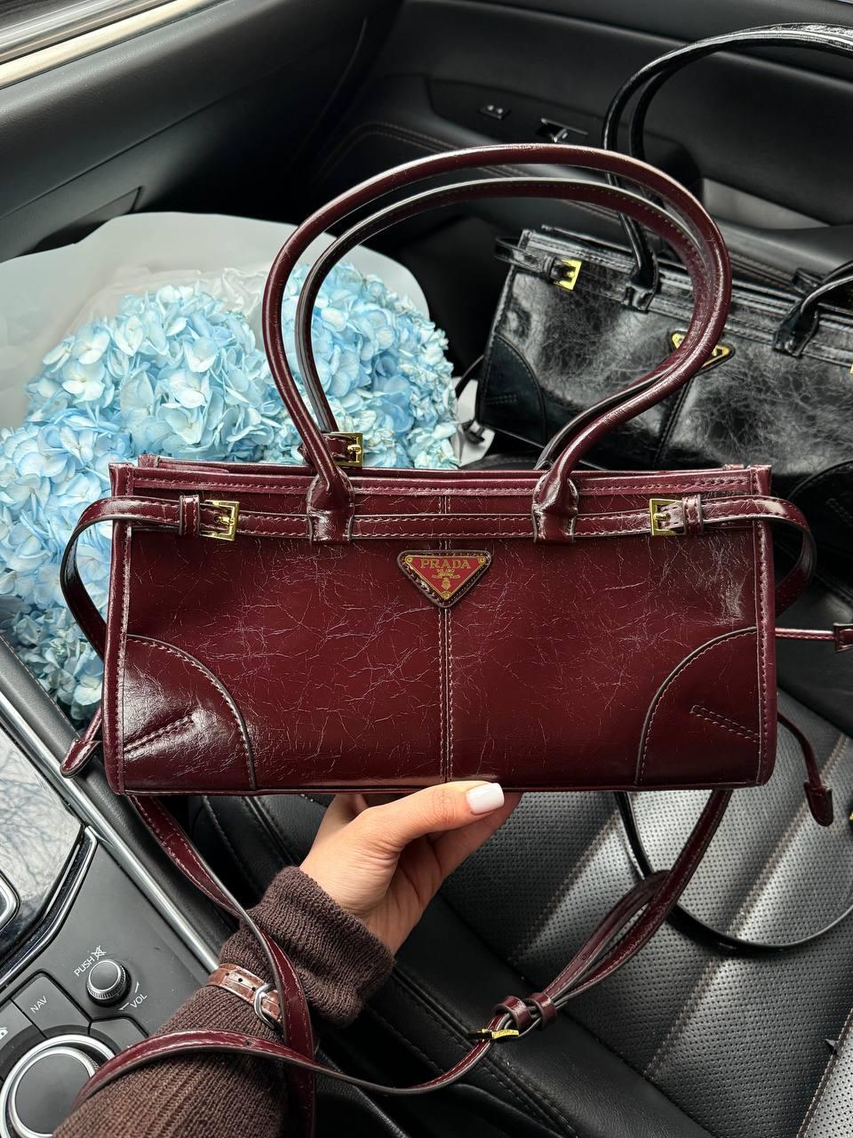 Prada Medium Leather Handbag Burgundy оригінальна коробка 33х17х10