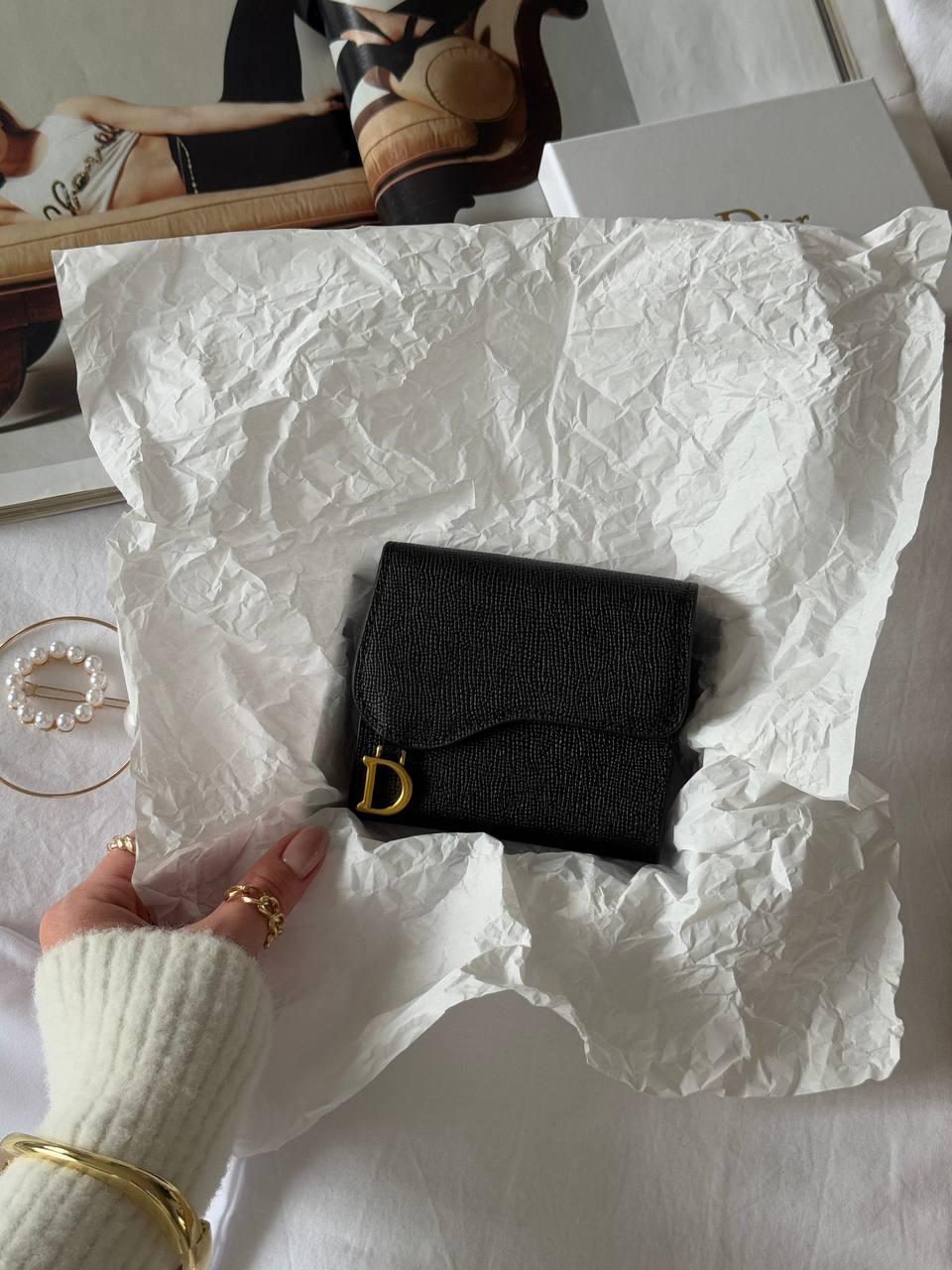 Dior Saddle Bloom card holder in black grained calfskin 11x9x3