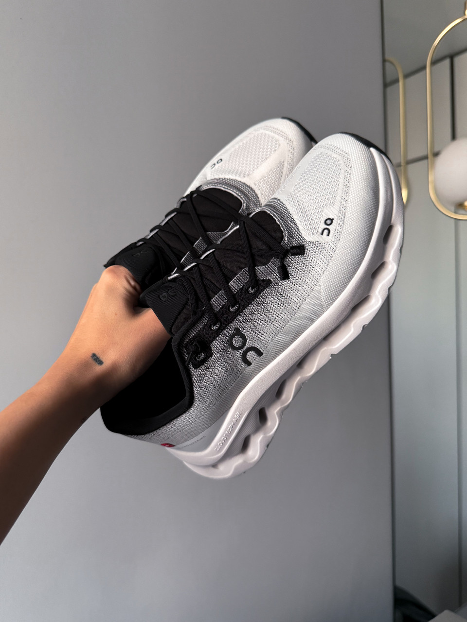 Cloudtilt 'Black Ivory' 36