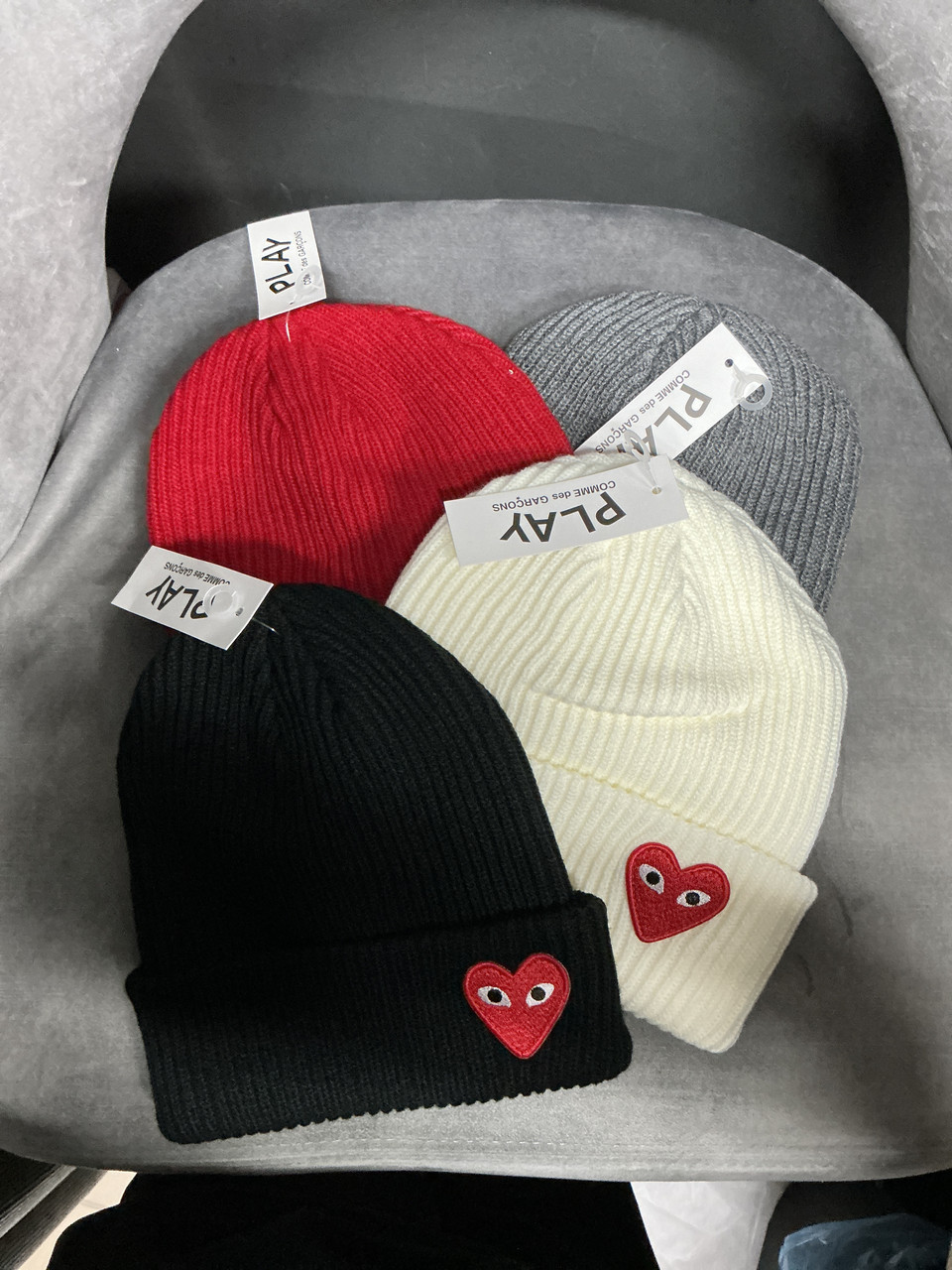 PLAY Молочний