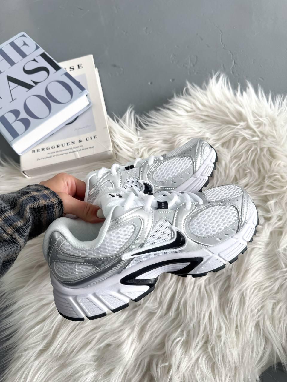 V5 RNR White/Silver/Black 37