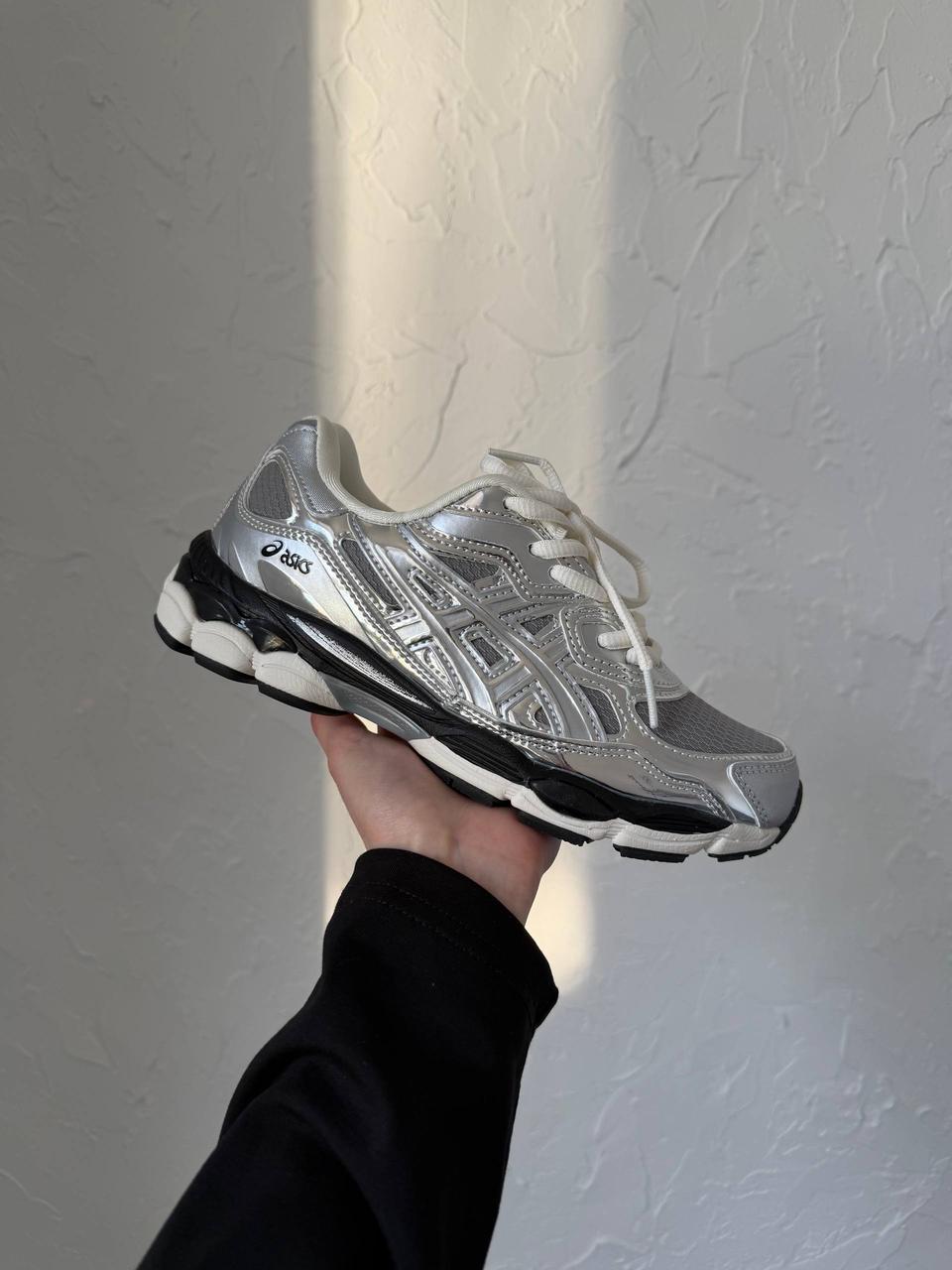 Asics Gel Nyc silver metallic 37