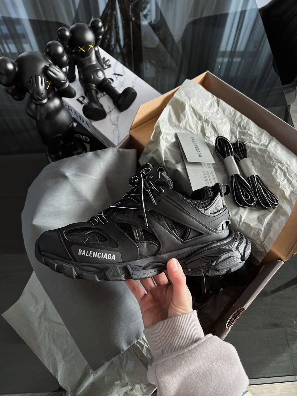 Balenciaga Track Black 36