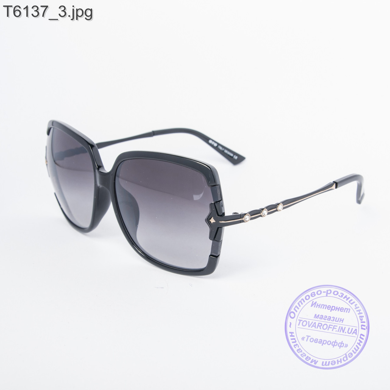Оптом женские солнцезащитные очки черные - T6137 - фото 3 - id-p498482717