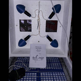 Інкубатор Квочка 80 яєць з механічним переворотом цифровим терморегулятором
