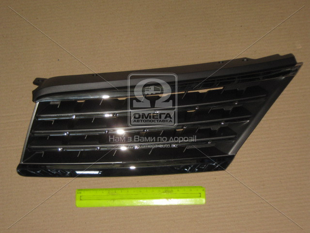 Решітка радіатора ліва Nissan Tiida Нісан Тііда 2005- (пр.о TEMPEST), фото 1