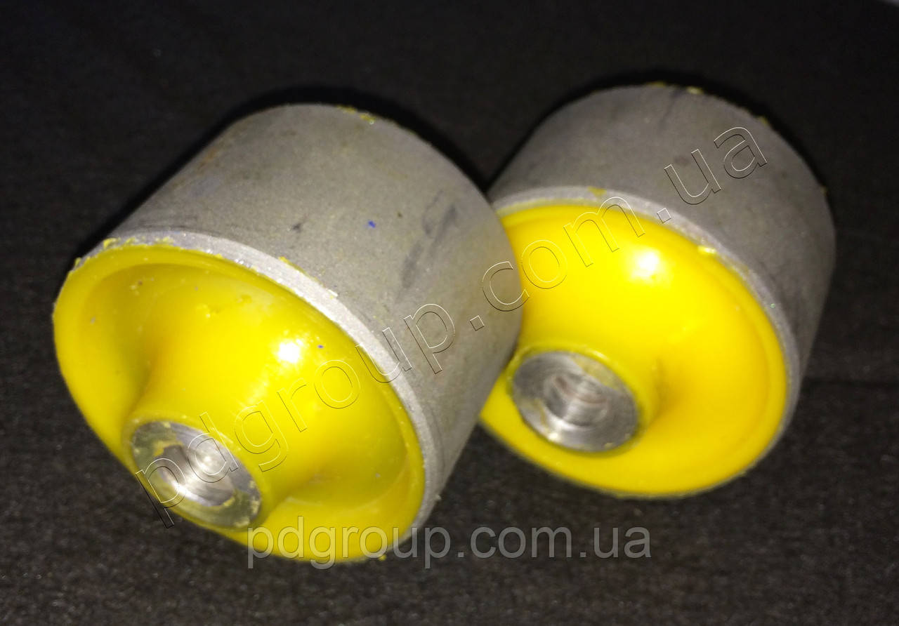 Сайлентблок задньої балки OPEL Vivaro (Opel 44 12 907)