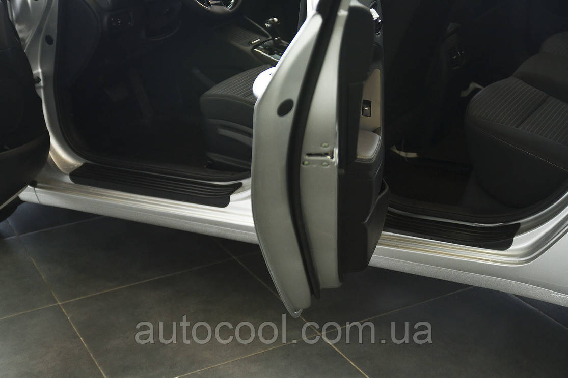 Накладки на внутрішні пороги дверей KIA Cerato (седан) 2013-2016, фото 1