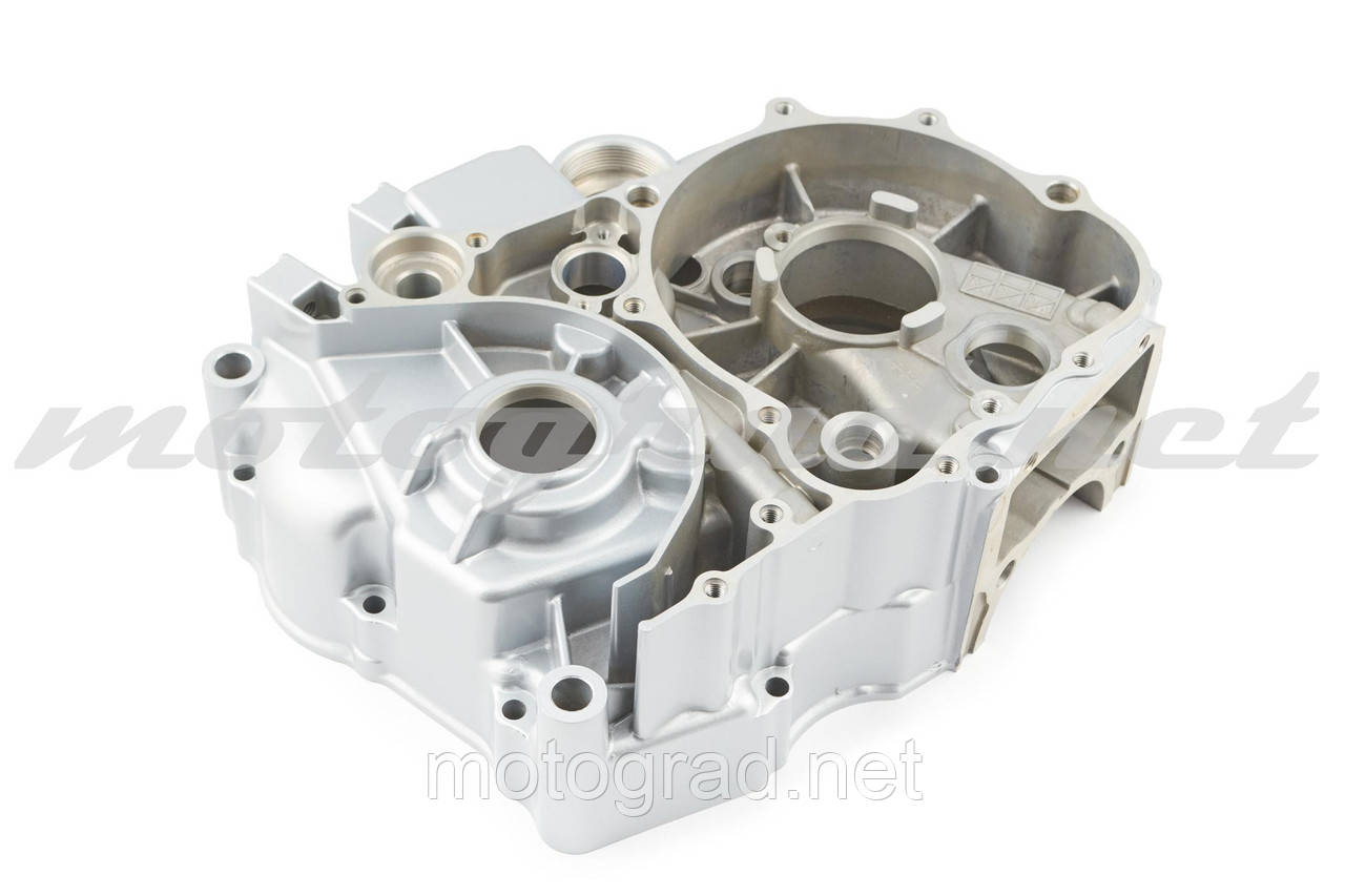 Картер 4T CG125/150 (лівий) "ZZQ"