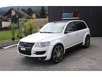 Расширители арок VW Touareg (06-10) фендеры стиль R50 (рестайл)