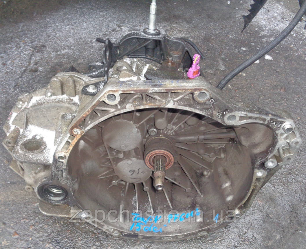 КПП Опель Віваро 2.5dCi PF6012