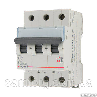 Автоматичний вимикач трифазний 16 А тип C 404056 Legrand