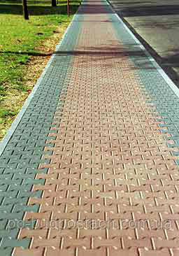 Практичне і елегантне оформлення тротуарних доріжок