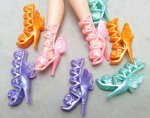 Босоніжки з крилами, взуття для ляльки Барбі, колір на вибір