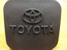 Toyota 4Runner 2003-2023 Кришка Заглушка отвору в причепному пристрої фаркоп задня Нова Оригінал