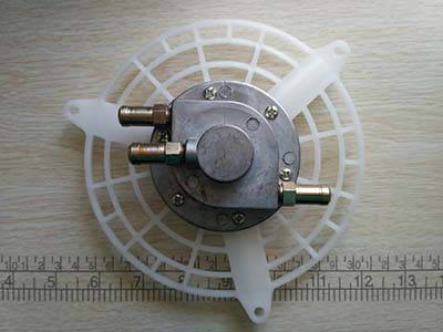 

Насос бензинового опрыскивателя 3W-650 (металлический)