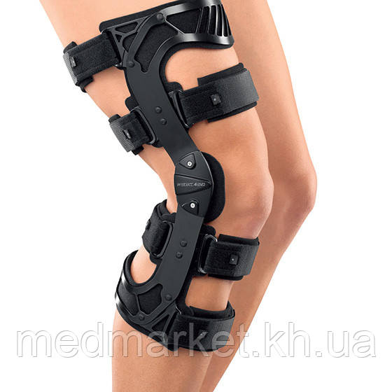 Ортез колінний жорсткий регульований Medi protect.4