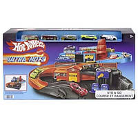 Трек Хот Вілс складний кейс СТО Hot Wheels Ultra Hots Sto & Go Trackset