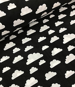 Бавовняна тканина польська хмари білі, великі і маленькі чорному