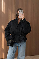 Чорна замшева демісезонна  жіноча куртка с поясом, Коротка куртка чорного кольору замш весна - осень
