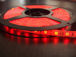 Світлодіодна стрічка LEDTech smd 5050 60led/м 12v ip20 червоний стандарт