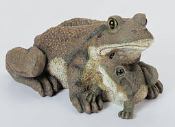 Фігурка для саду "Жабки"
